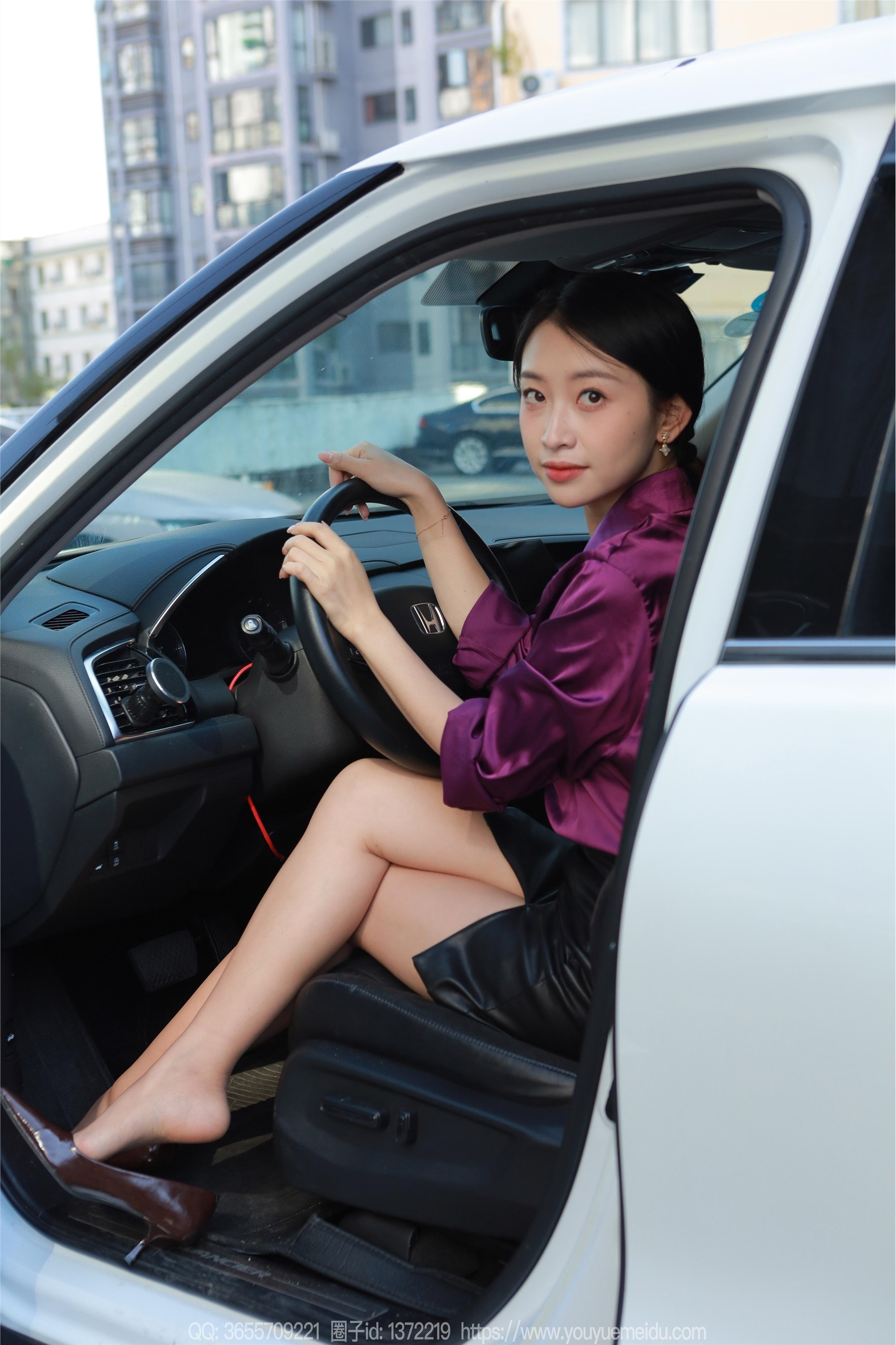 IESS异思趣向  2024.12.15 丝享家 1924 小婕《紫色韵味（下）》